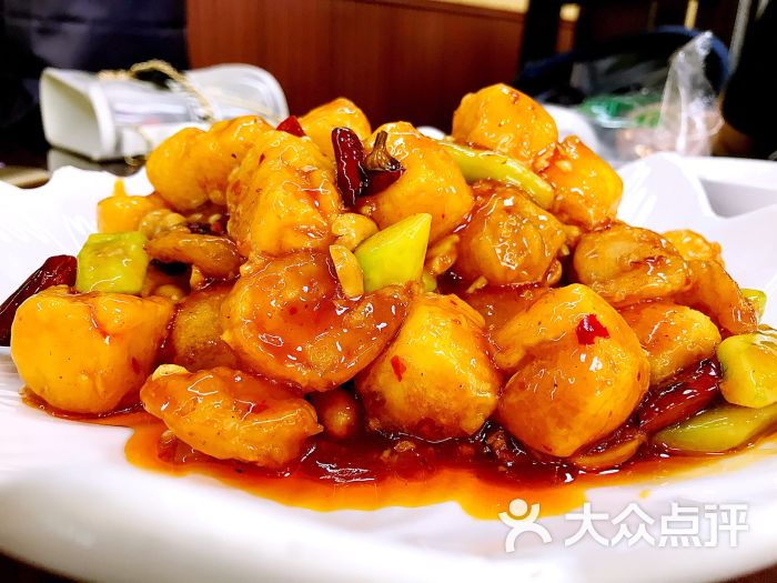 宫保虾仁豆腐
