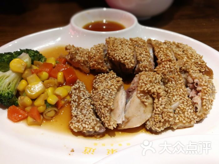 港东道烧腊茶餐厅(东部银泰城店-芝麻鸡图片-宁波美食-大众点评网