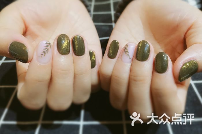 l nail studio璐爷的美甲工作室图片 - 第2张