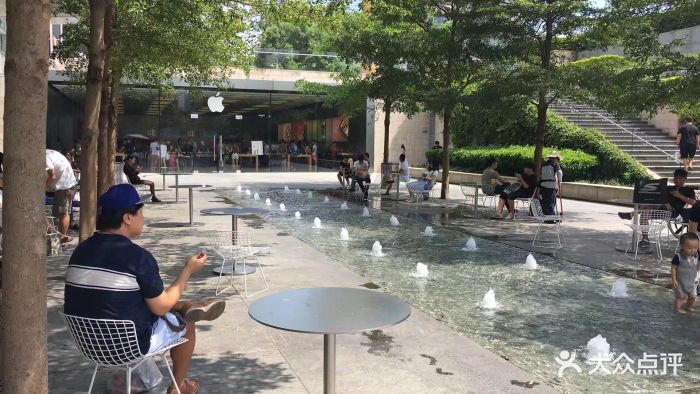 AppleStore苹果零售店(益田假日广场店)