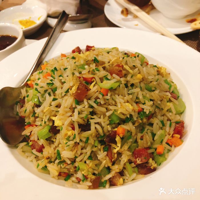 广式腊味炒饭