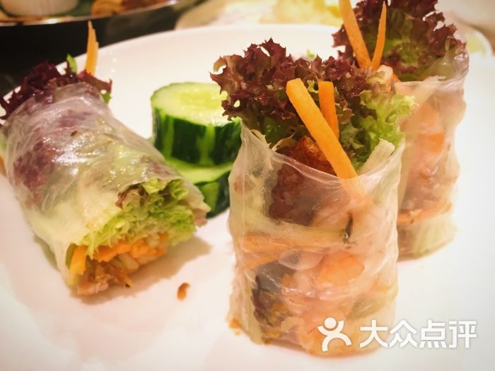 鲜虾鸡肉米纸卷