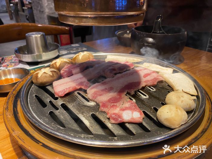 农乐园炭火烤肉(新区永旺店)黑香猪五花肉图片