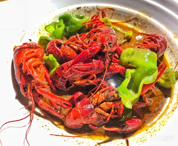 十三香龙虾
