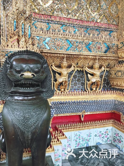 泰国的天气属于热带气候,一会就下雨,一会.-大