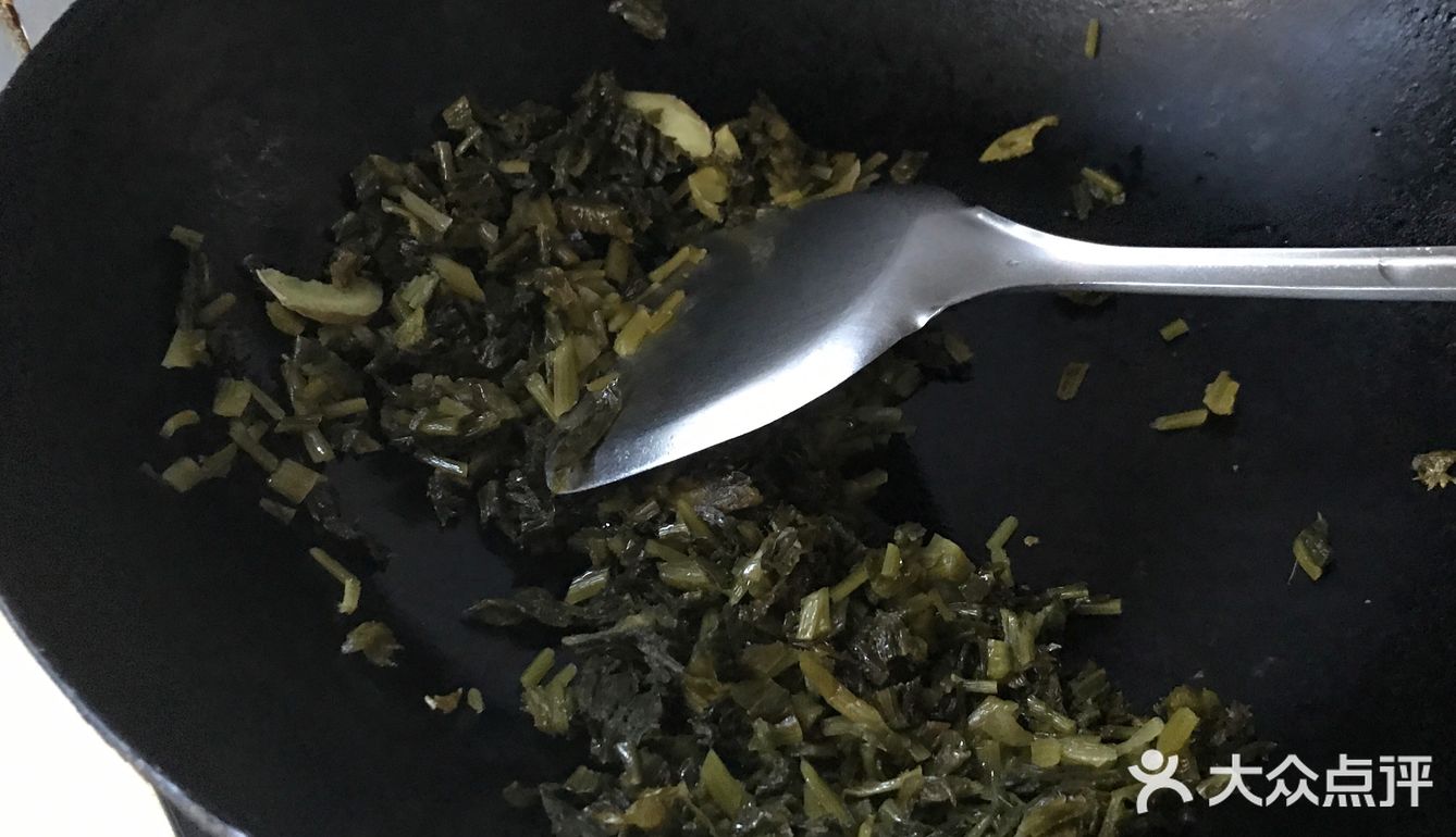 超美味百吃不厌的雪菜年糕汤