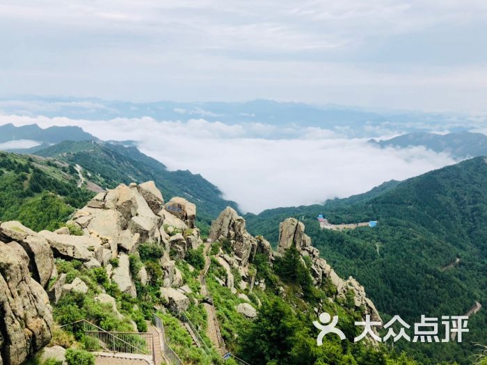 唯一的好处就是可以开车上去,车收费60元,.-雾