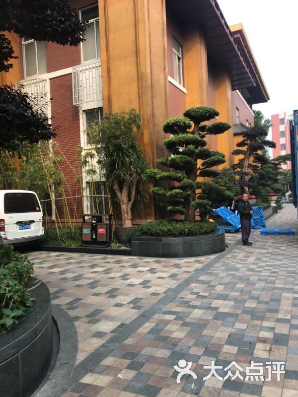 上海文峰美容美发培训学校图片 - 第2张