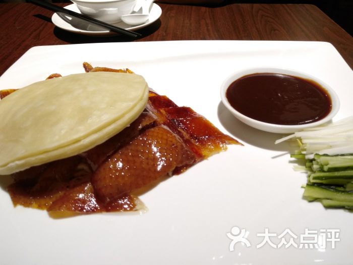 广式片皮鸭