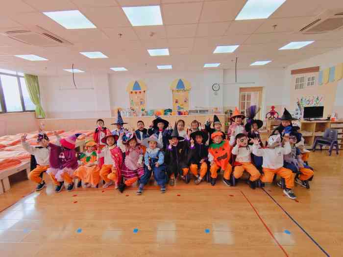 吉的堡幼儿园(上海金山英慈园)-"环境不错,老师非常负责,一个班常年十