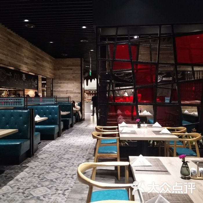 禧悦东方酒店松露自助餐厅