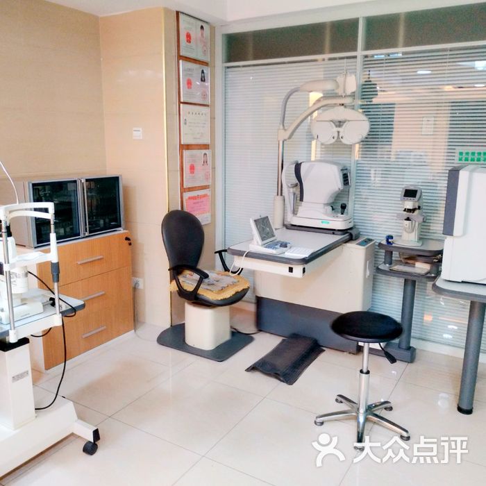 眼镜直通车镜架图片-北京眼镜店-大众点评网