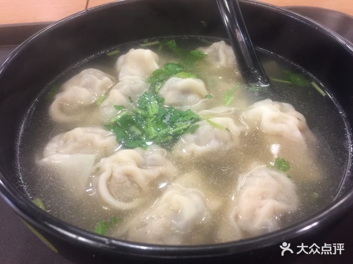 小白菜鲜肉馄饨