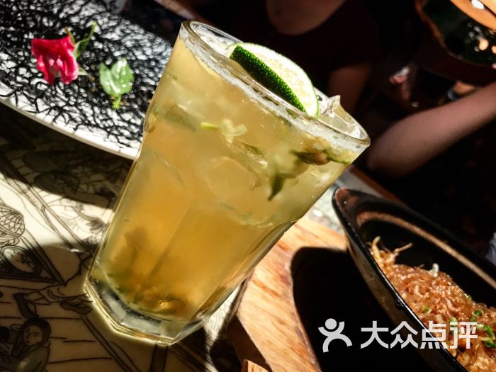 茉莉绿茶冻饮