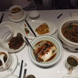 食膳庭院原态私房菜湘府店