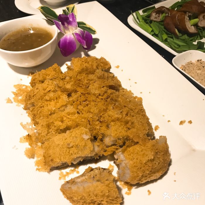 正宗吴记鲜定味火锅台菜海鲜(盛世莲花广场店)芋泥香酥鸭方图片 第