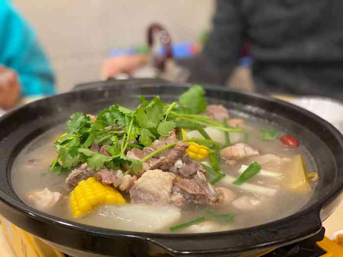惠来羊肉火锅-"朋友邀请来试试这家新开的羊肉店,乍一看名.