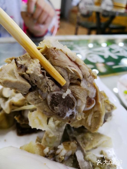 小白餐饮香来手抓羊肉美食烧烤城东乡手抓羊肉图片