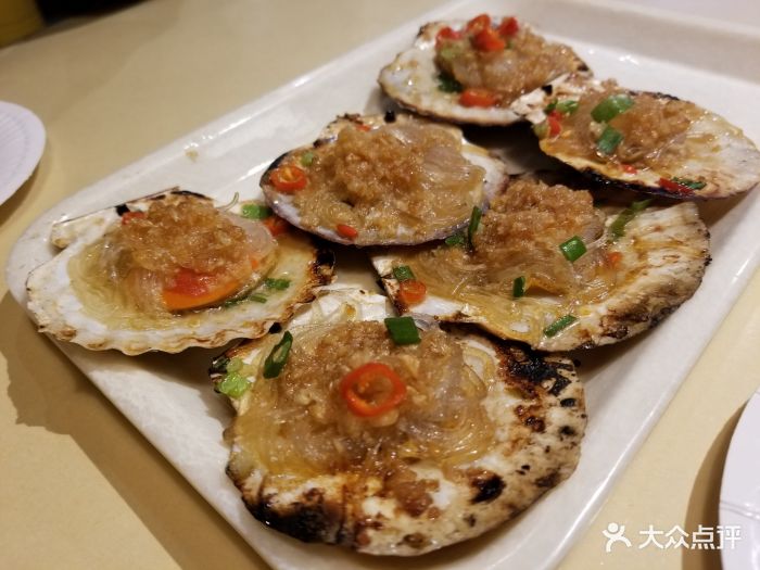 常记蚝味鲜·风味烤生蚝扇贝(东风北桥店)蒜蓉烤扇贝图片