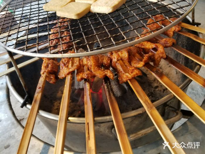 吐火大竹签烧烤五花肉图片 - 第140张