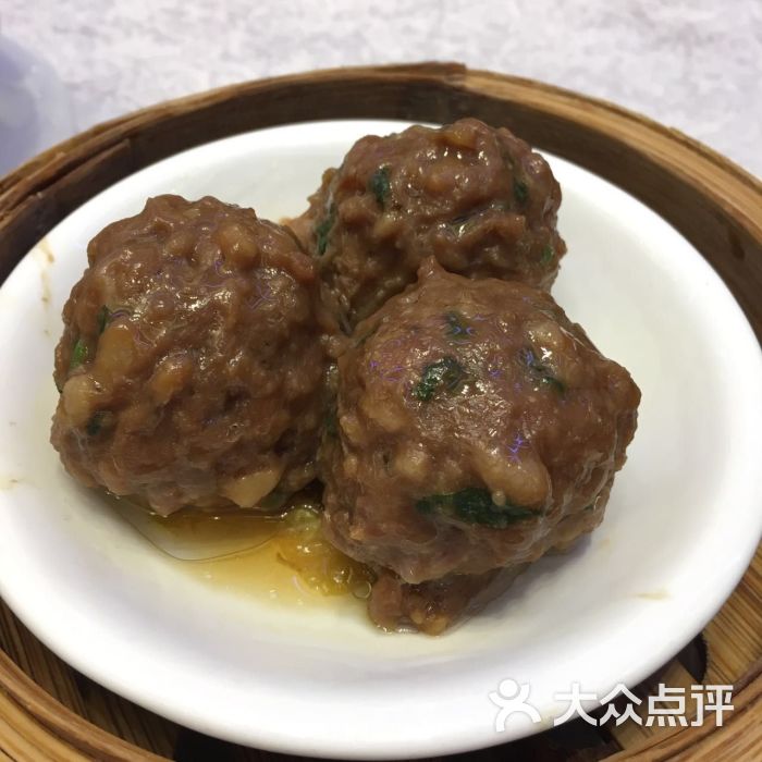 时蔬陈皮牛肉球