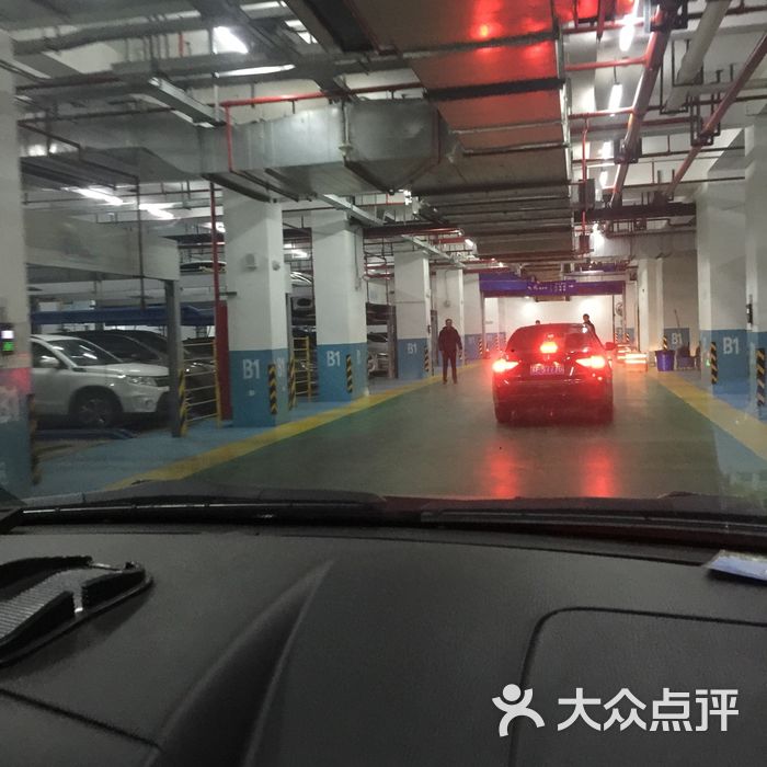 南通市第一人民医院停车场