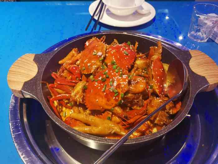 巴比酷肉蟹煲·湘菜·牛蛙-"在金沙洲金铂天地5楼,新开张,有全单8.