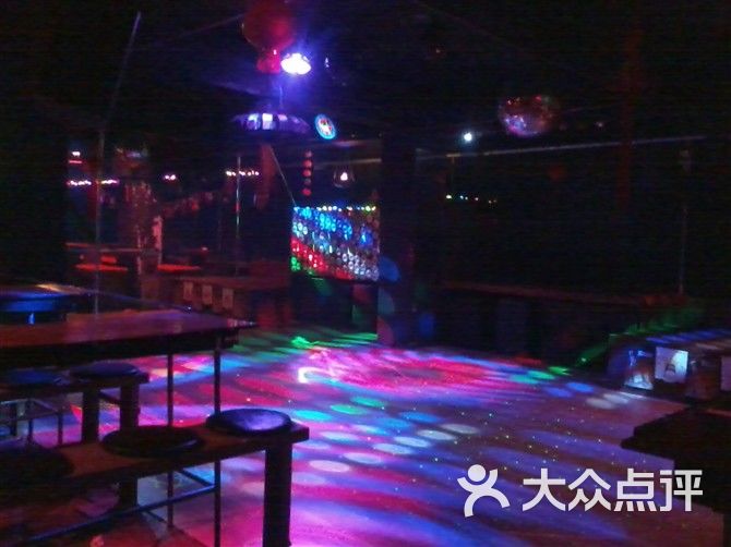 哈尔滨单行道酒吧