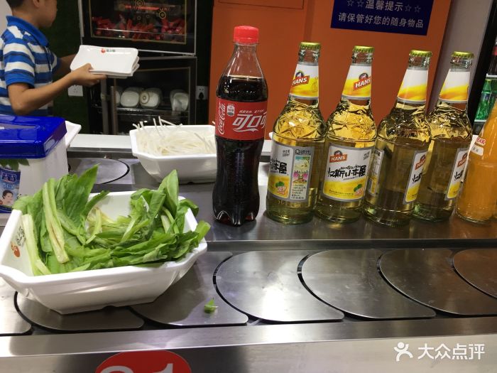 旋转火锅品牌排行榜前十名：探寻美食之旅的无限可能