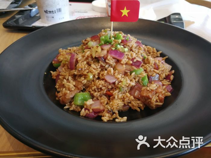 西贡黑椒牛肉炒饭