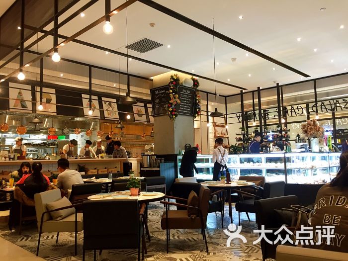 deli&leisure悠乐(卓悦汇店)- 图片-深圳美食-大众