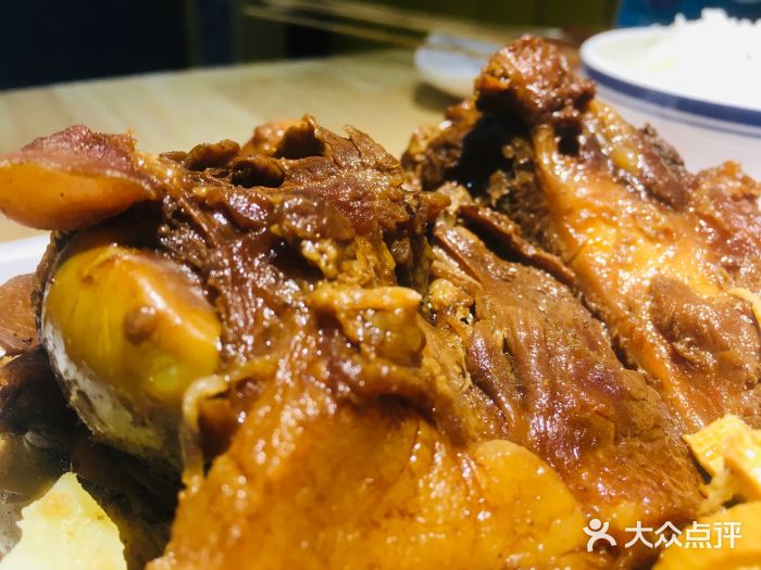 骨汤汇(长寿南路店)酱香脊骨饭图片
