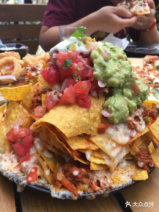 q mex bar & grill库迈墨西哥餐吧(三里屯店)莎莎酱配玉米片图片