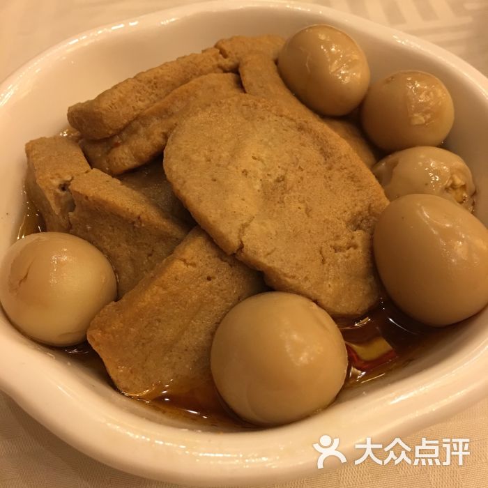 鹌鹑蛋素鸡