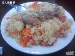 手抓饭-哈利德新疆餐厅