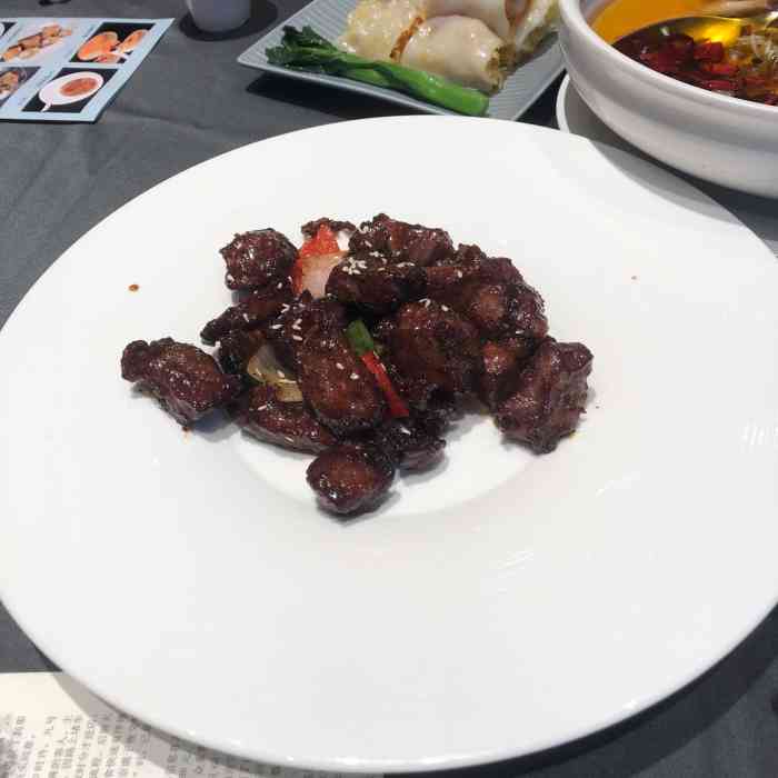 铂悦酒家(印象城店"一直觉得很不错,菜很细致,口味也好.