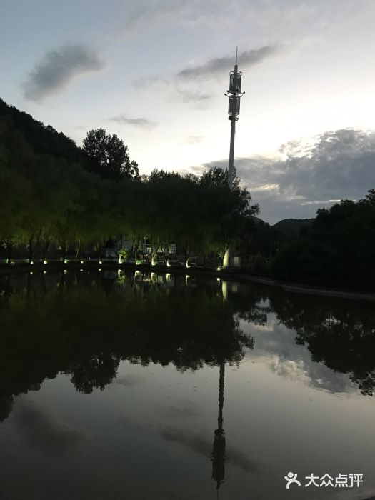 香水河七彩山庄图片