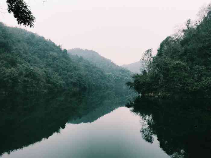 成都烟霞湖风景区-"上周单位一群年轻人去了烟霞湖.这