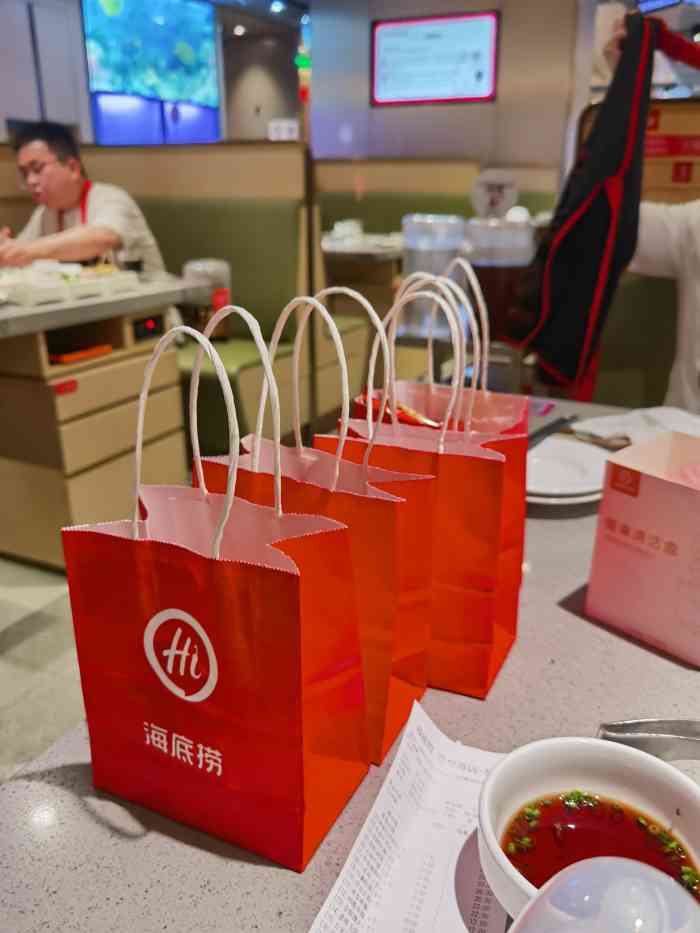 海底捞火锅(东二环店)-"海底捞东二环泰禾广场店,位于