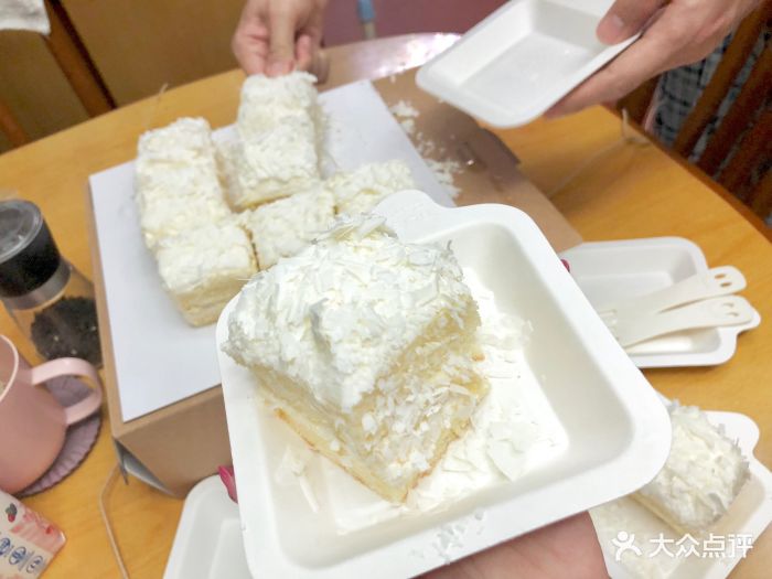 幸福西饼生日蛋糕(青山湖店)-雪顶榴心图片-南昌美食