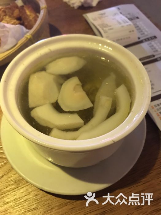 椰子炖鸡汤