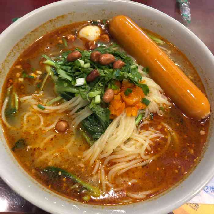 徐州光头凉皮&米线-"之前在文正学院后门卖的,一直很火,附近的.