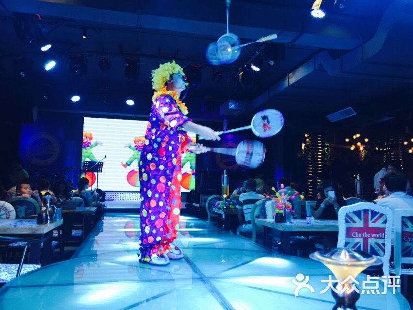 鸽舞传奇演艺餐厅图片 第2张