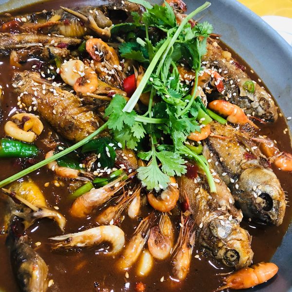 干锅杂鱼 $ 48