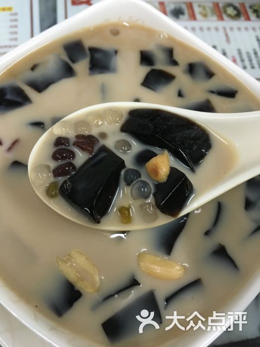 港诚糖水烧仙草图片 - 第5张