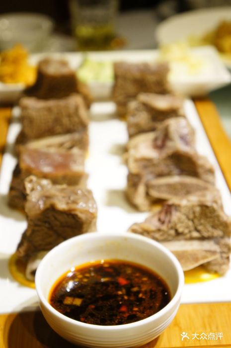 西域清水牛排