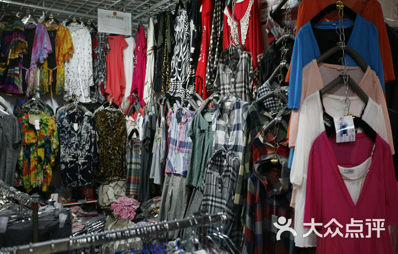 服饰批发商城 OqMN8glpswPgR4DhA645Y6elDWb5rwibxW-4FN0GcfNrPL75TC_Uon6JebO2efRtTYGVDmosZWTLal1WbWRW3A.jpg