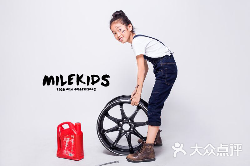 揭秘！米乐过年反骨行为全记录二胎家庭笑翻天