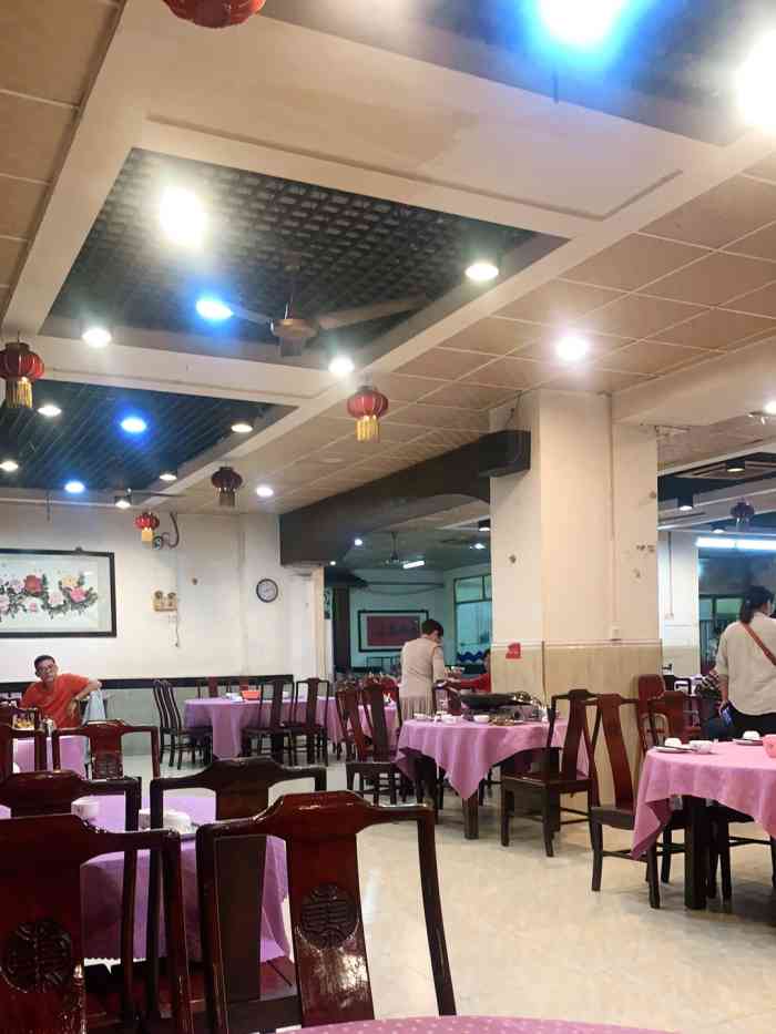 好好酒家(西塱店"每年清明,因为要入德安楼,都在这吃,订房.