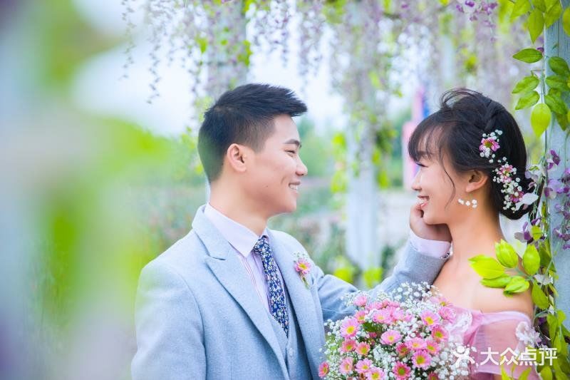 巴中金夫人婚纱摄影图片
